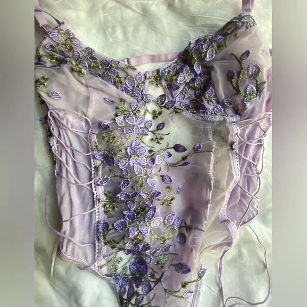 new,embroidered slim tulle bodysuit